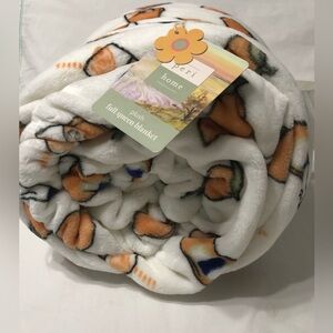 Peri Home Plush Blanket with Orange peach wine bottle Print.full/Queen